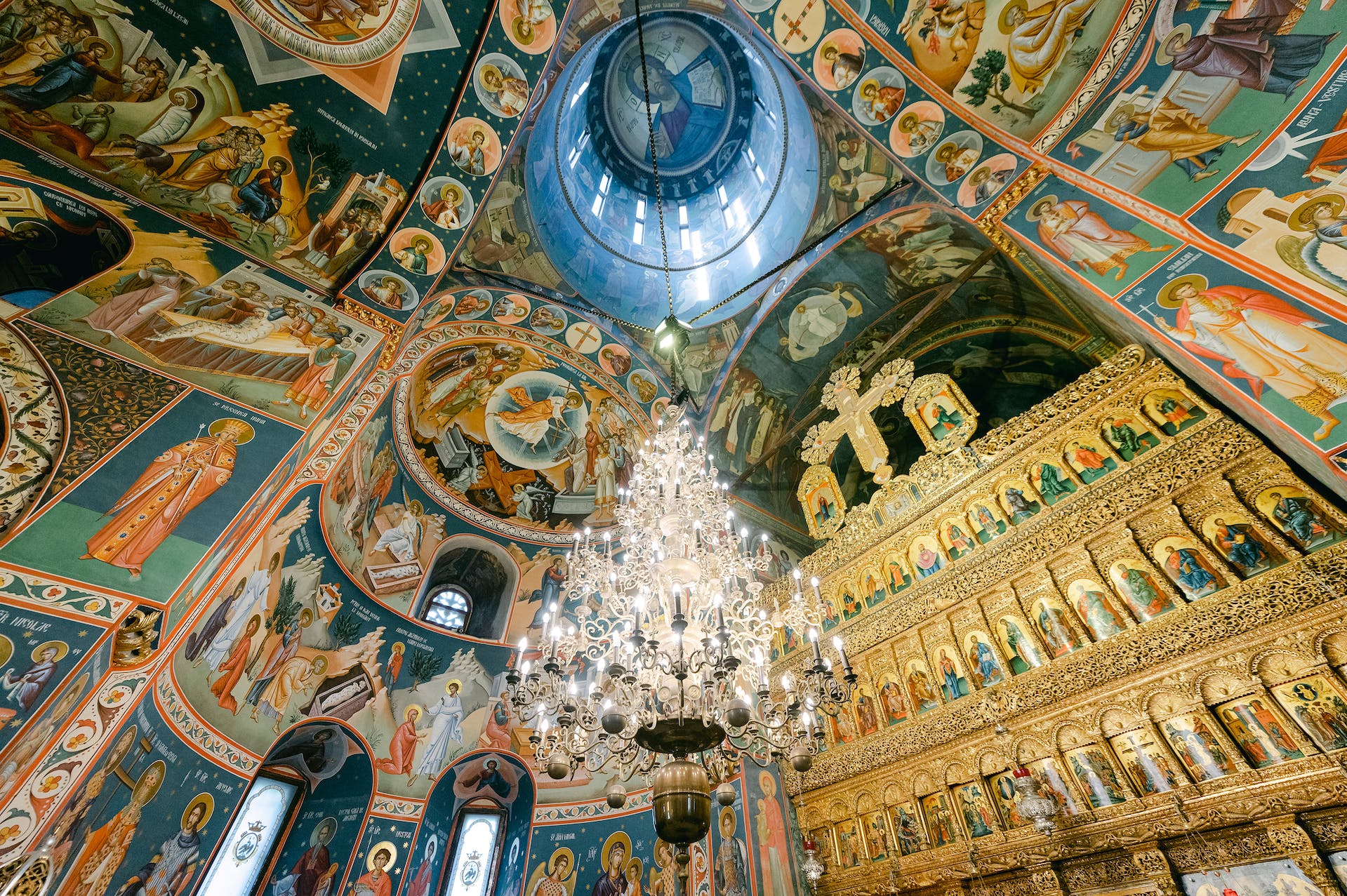 Transylvanian Adventure | Transylvanian building featuring traditional architecture and charming details in a picturesque setting